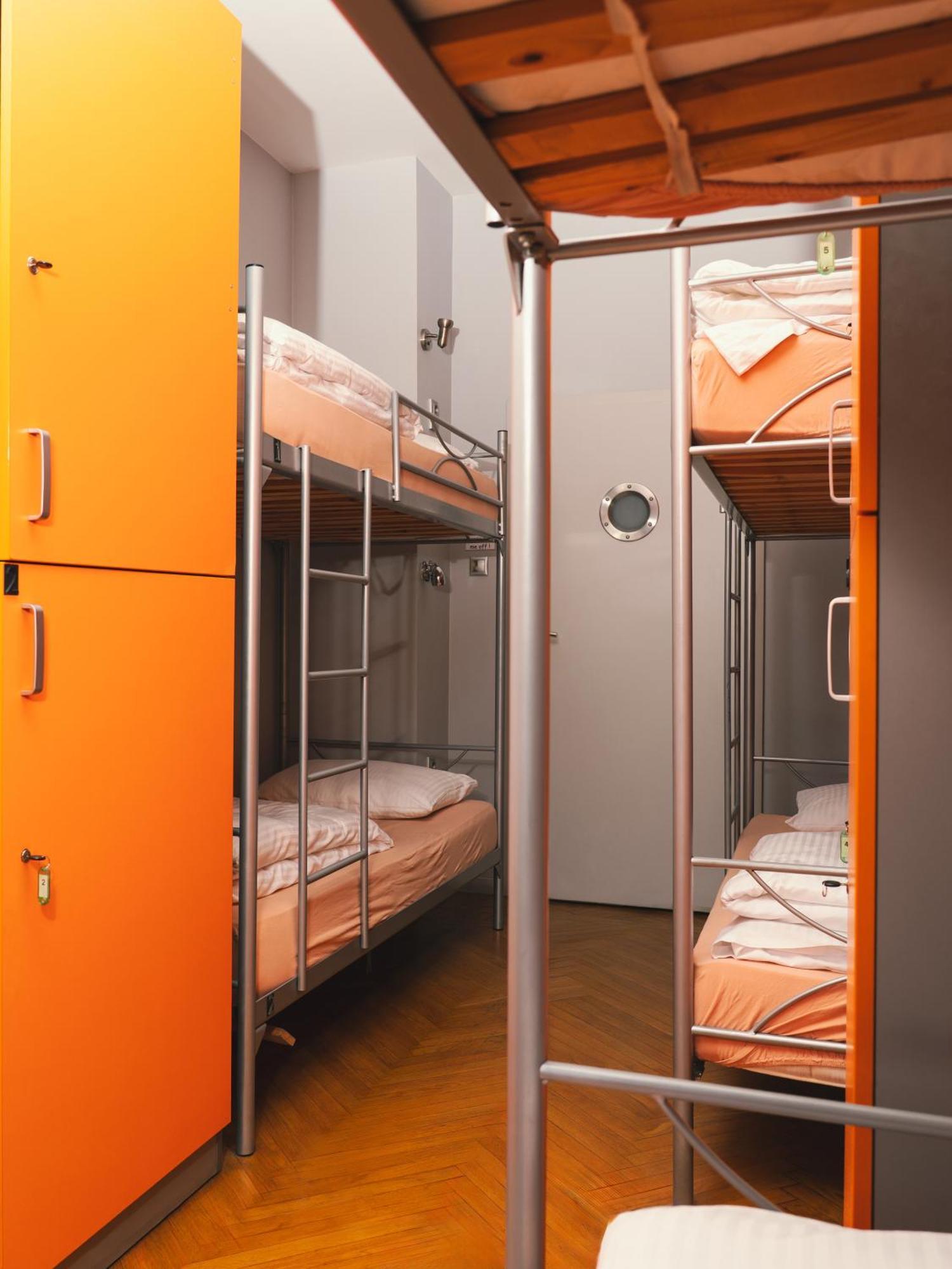 Lazemaze Hostel Красков Екстериор снимка